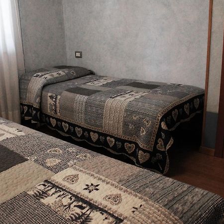 B&B Leonardi Monclassico Exterior foto